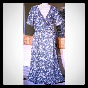 NWT Floral Tddpsshdp Wrap Dress